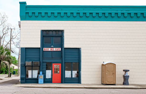 Affordable portable toilet rental in Marshfield, MO